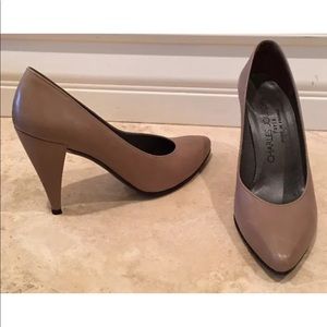 SOLD-CHARLES JOURDAN Tan Classic Pumps Paris France
